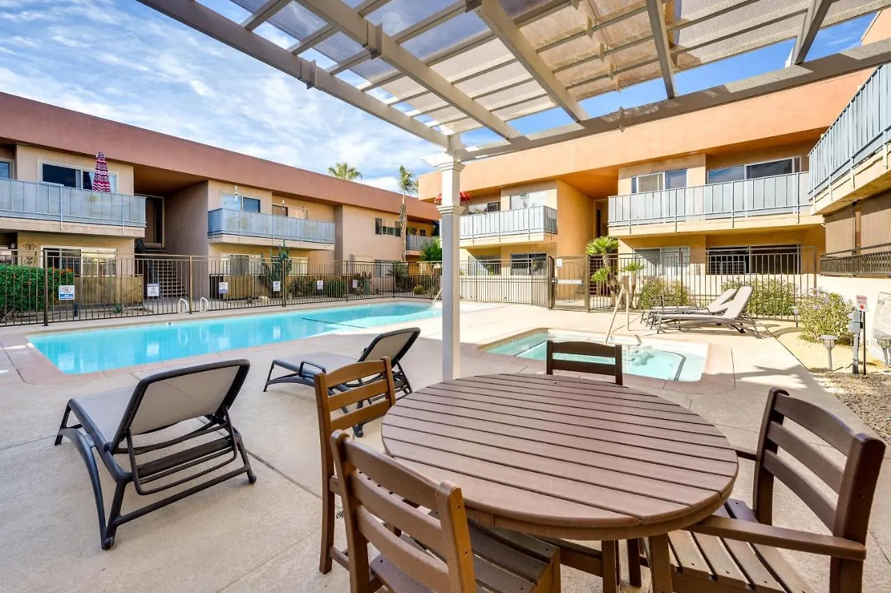Apartmán Palm Springs Condo Rental With Pool And Hot Tub Access